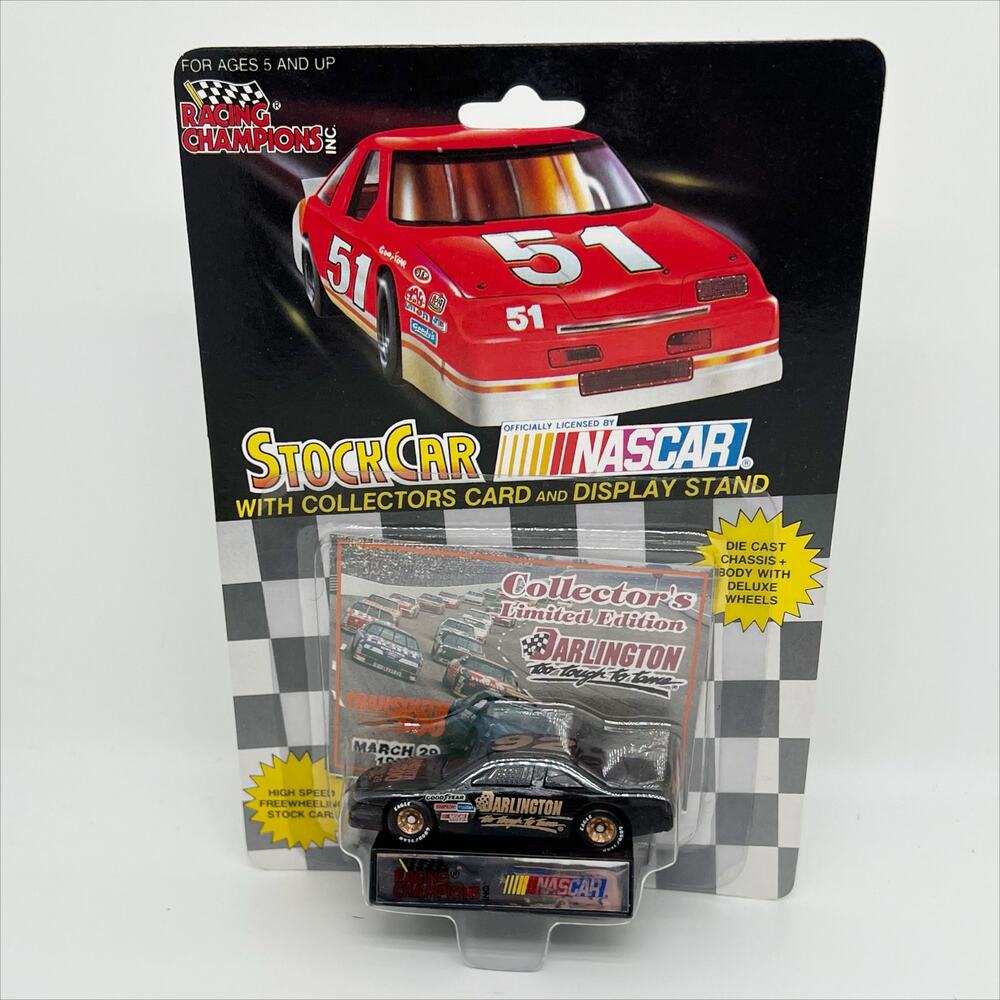 Racing Champions Collector's Limited Edition Diecast Stock Car 1992 Darlington